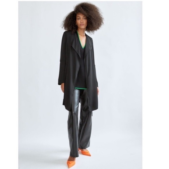 Aritzia Babaton Flowy Trench Coat Black Size S - Picture 2 of 7